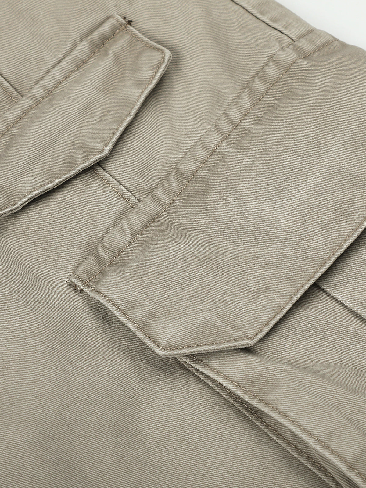 Multi-Pocket Riveted Straight Cargo Pants