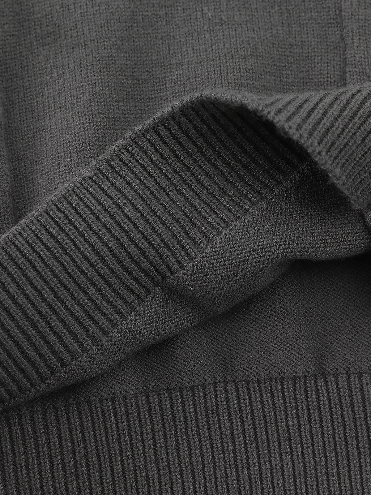 Star-Embroidered Bow-Pocket Boxy Knit Polo Shirt