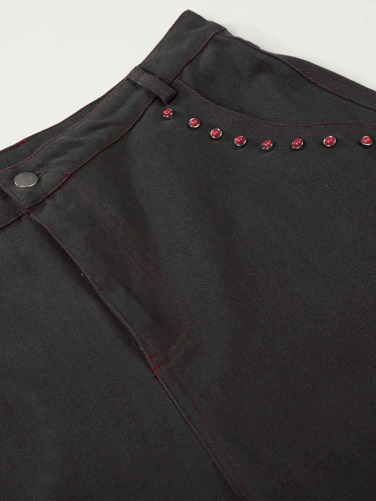 Heart-Studded Pocket Curved-Seam Baggy Wide-Leg Denim Pants